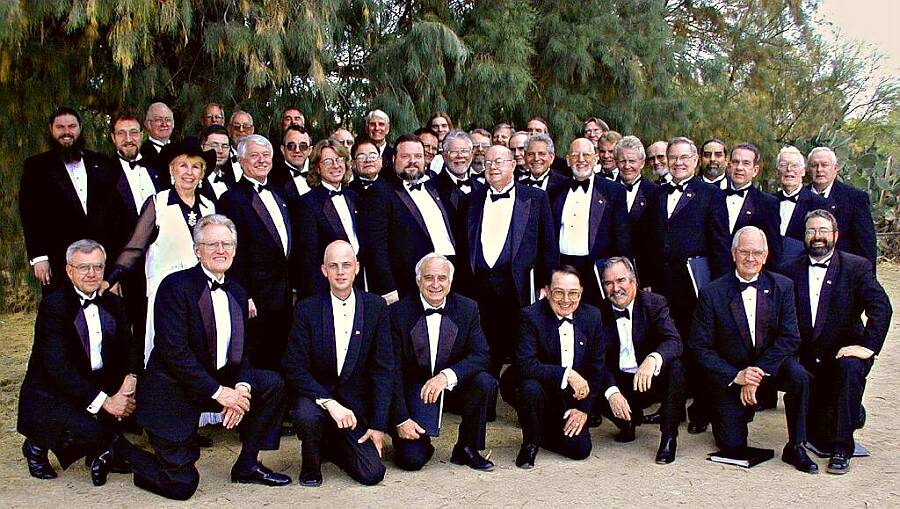 [Green Valley outside]